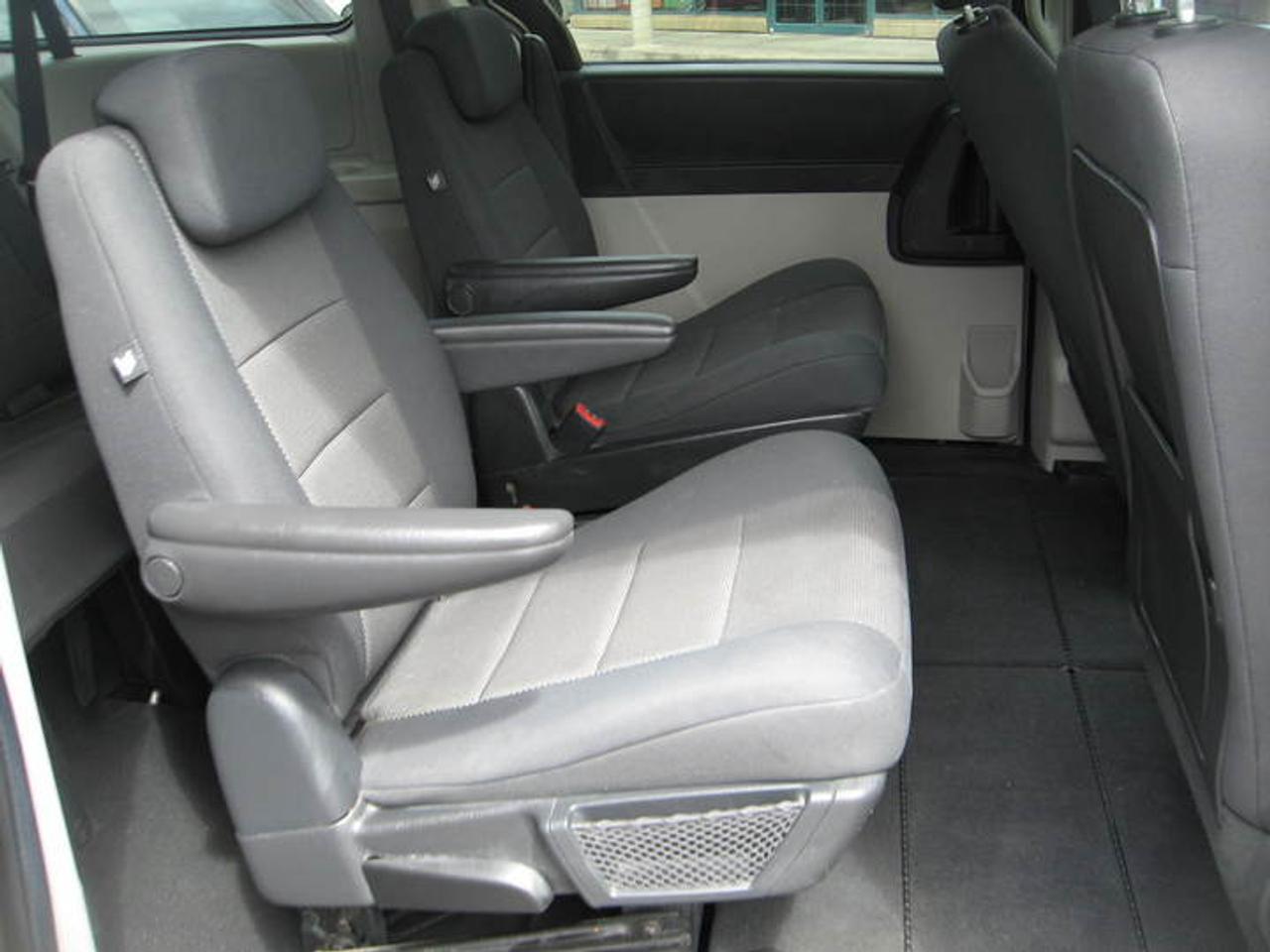 2008 Dodge Grand Caravan SE *** $14,998 *** Photo17