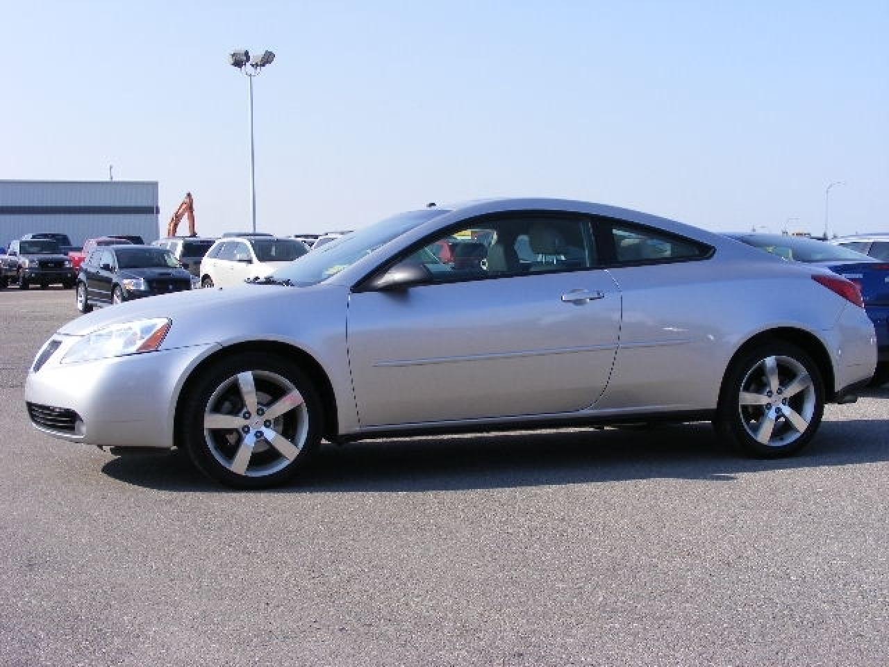 Used 2006 Pontiac G6  for sale in Lethbridge, AB