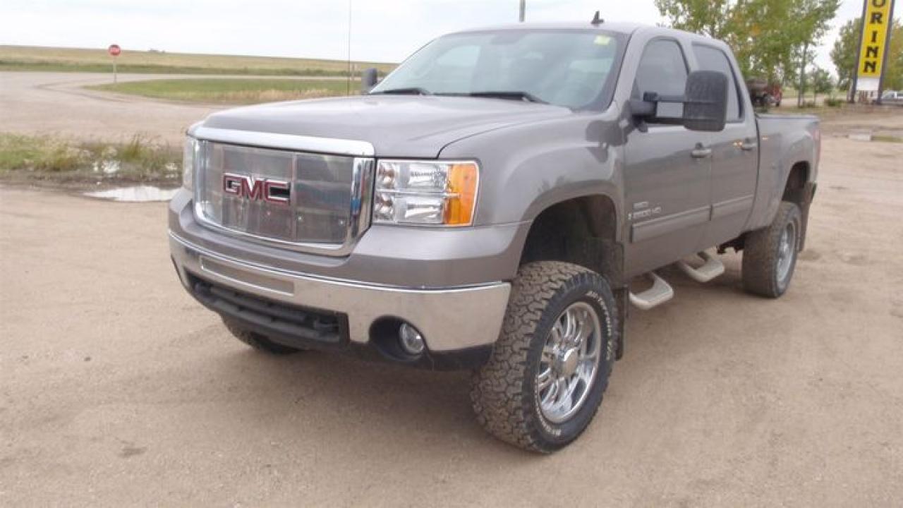 Used 2008 GMC Sierra 2500HD  for sale in Rosetown, SK