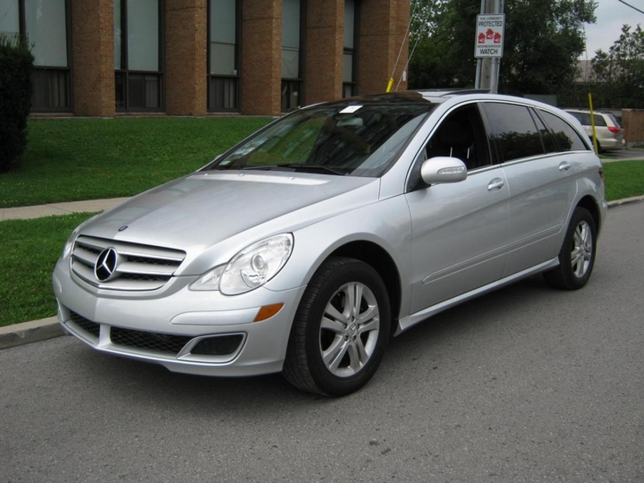 Used 2006 Mercedes-Benz R500  for sale in Scarborough, ON