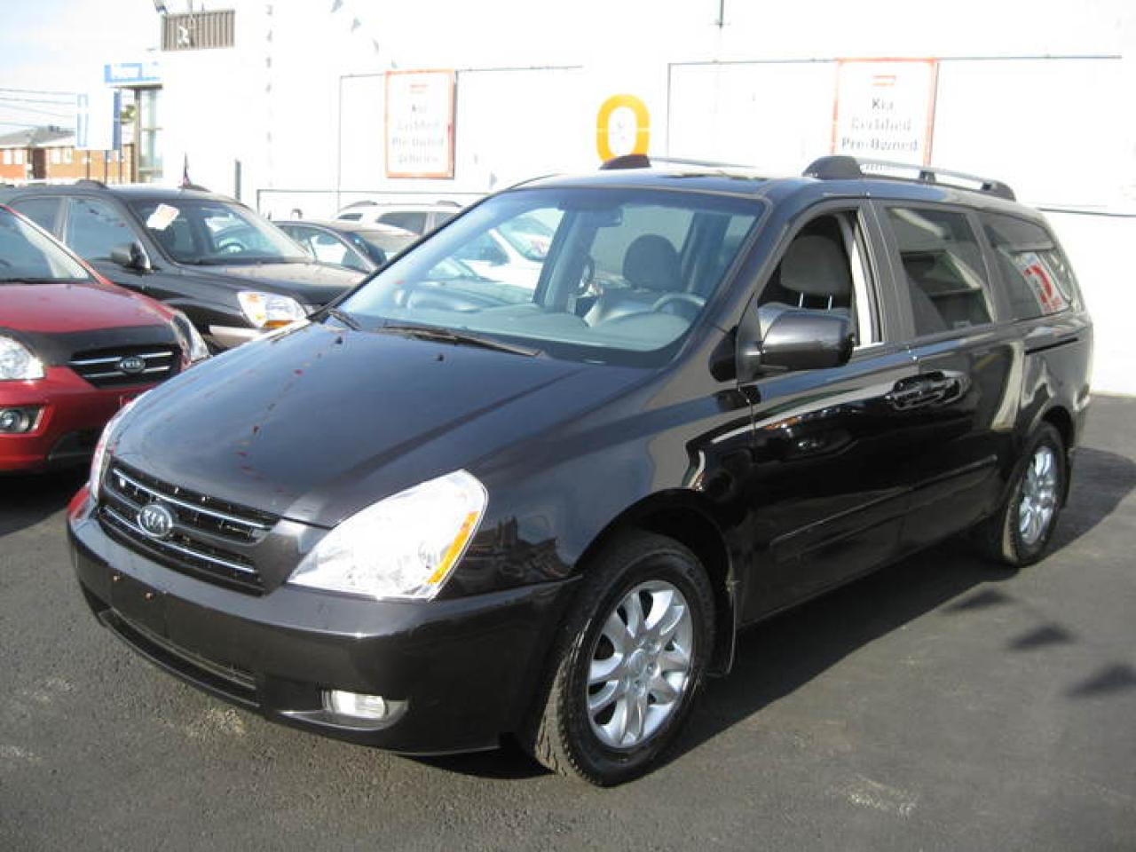 Used 2008 Kia Sedona  for sale in Toronto, ON