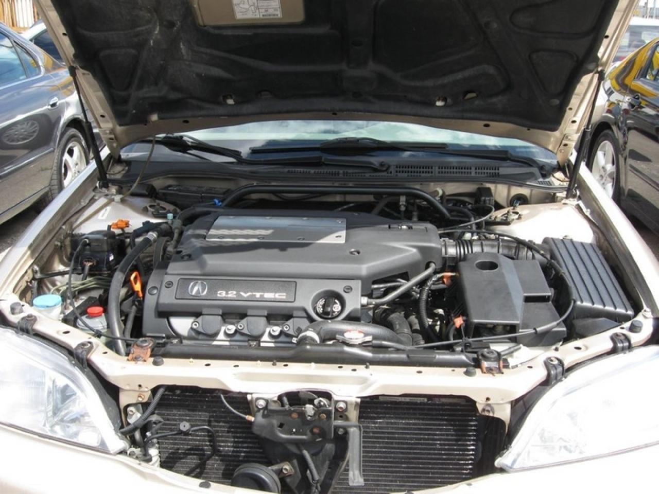 617472