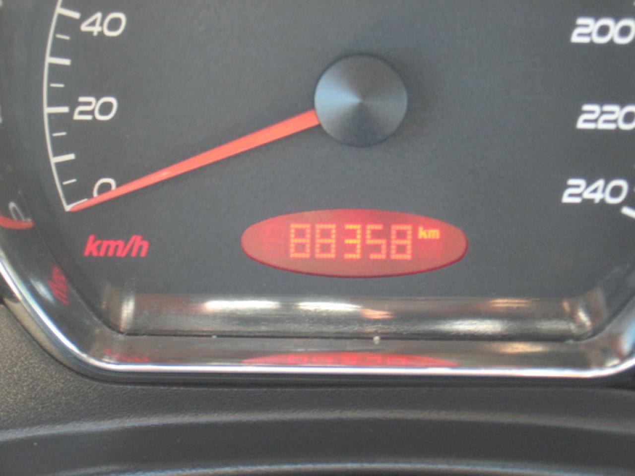 617476