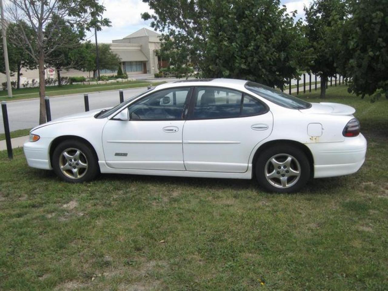 617484