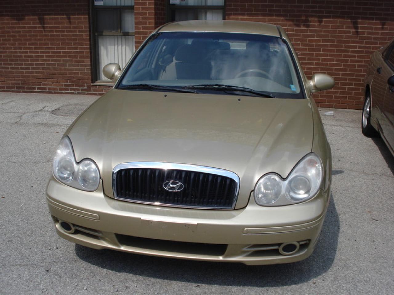 Used 2003 Hyundai Sonata  for sale in Mississauga, ON