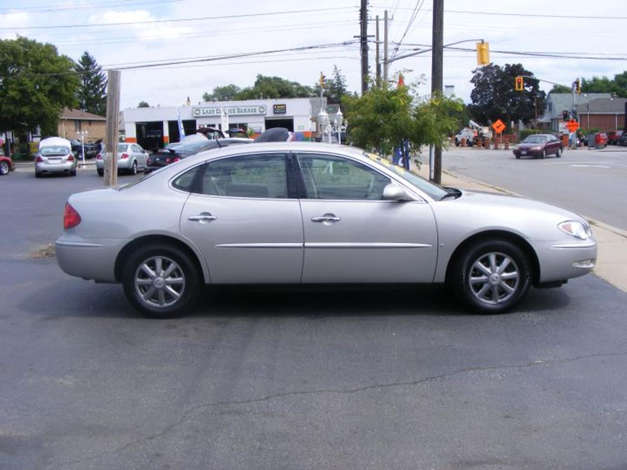 Used 2007 Buick Allure CX for sale in Hamilton, ON