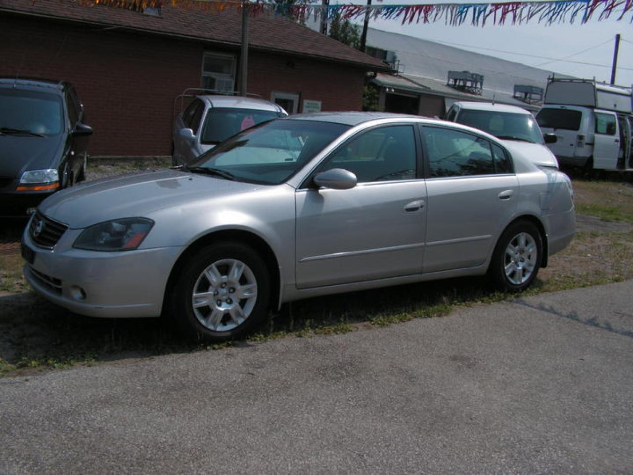 Used 2006 Nissan Altima 2.5s for sale in Bradford, ON