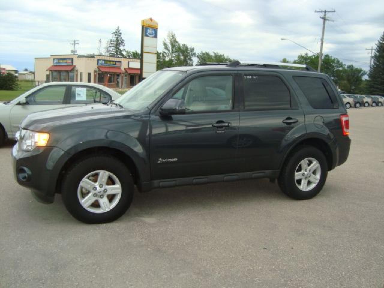 Used 2009 Ford Escape HYBRID for sale in Steinbach, MB