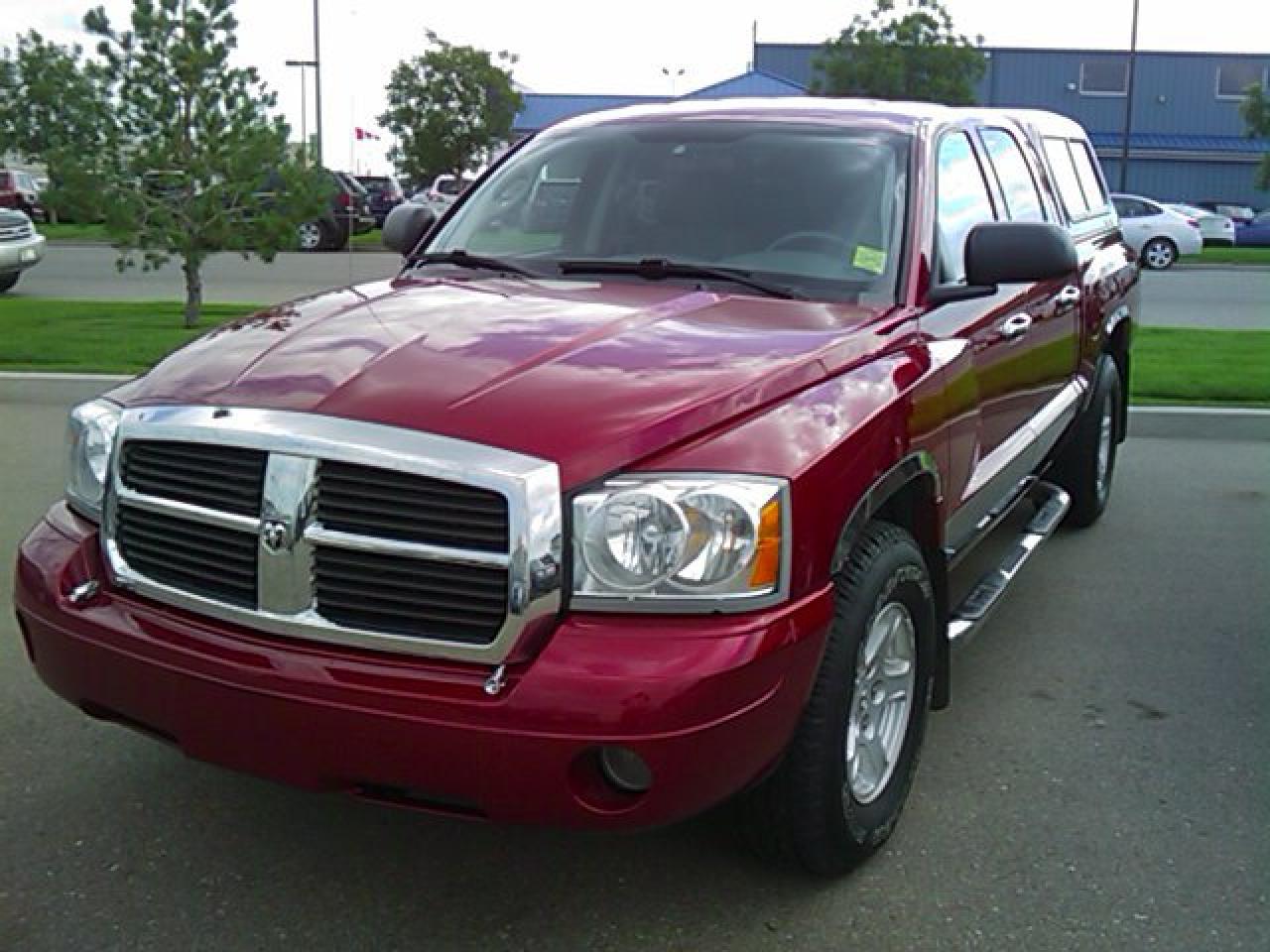Used 2007 Dodge Dakota SLT for sale in Lethbridge, AB