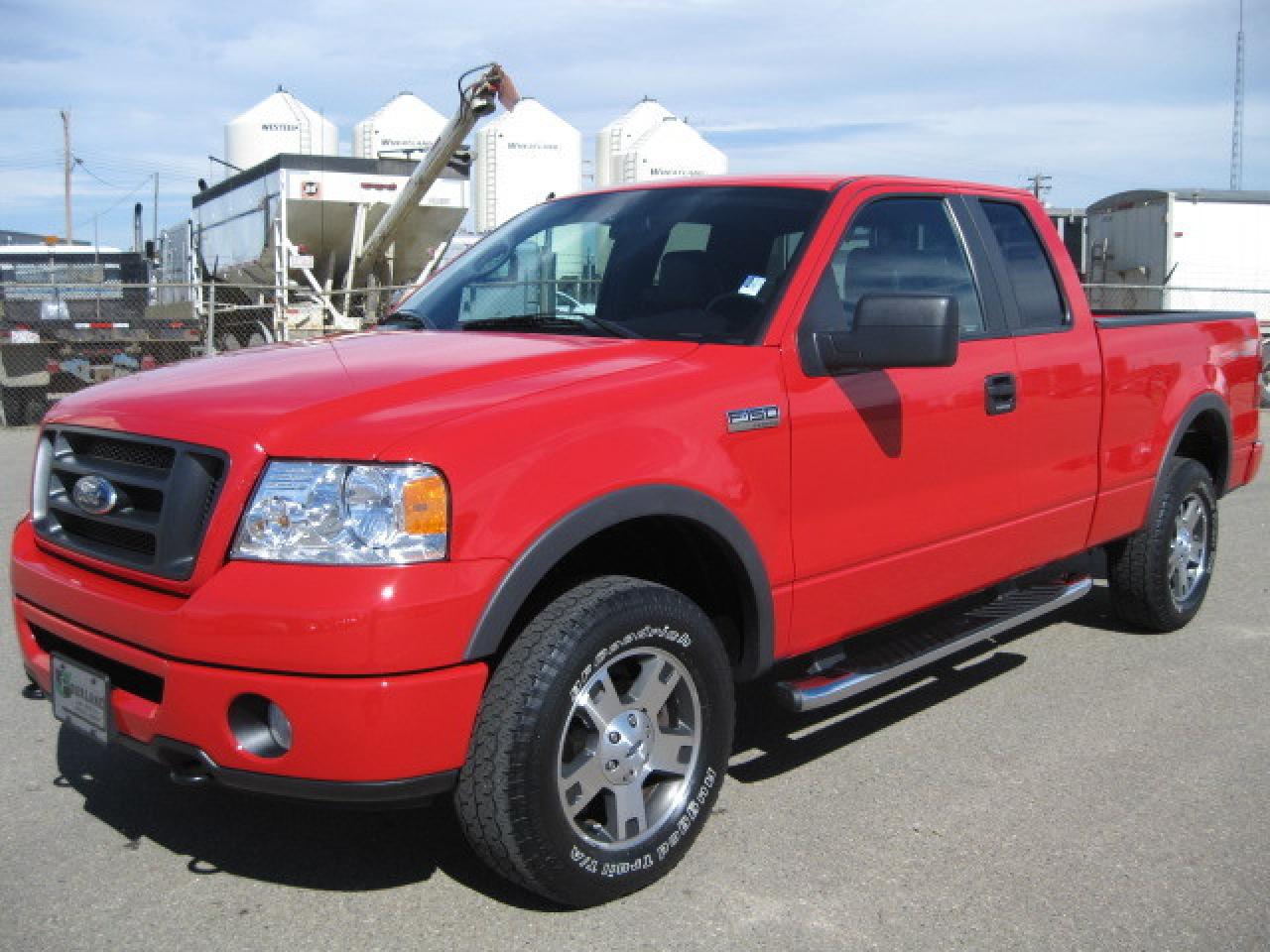 Used 2007 Ford F150 Super Cab 4X4 FX4 for sale in Innisfail, AB