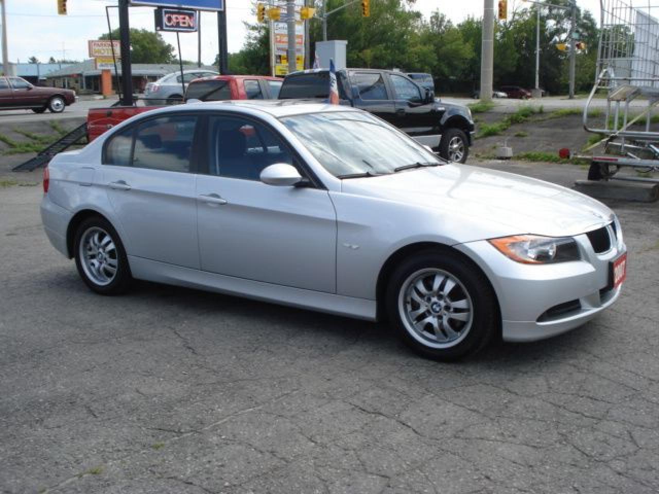 Used 2007 BMW 323i  for sale in London, ON