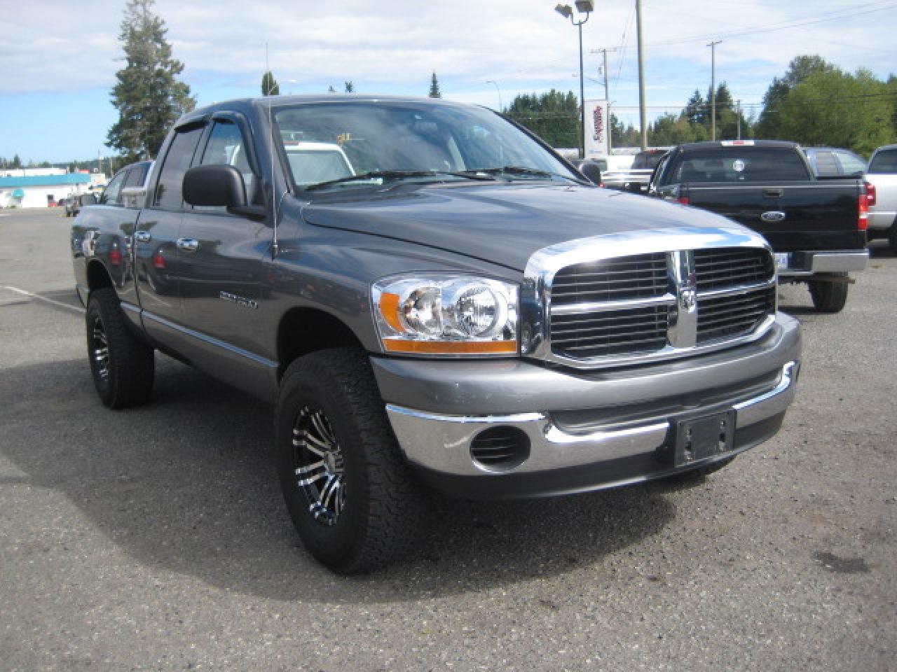 Used 2006 Dodge Ram 1500 Quad  Cab 4X4 SLT for sale in Courtenay, BC