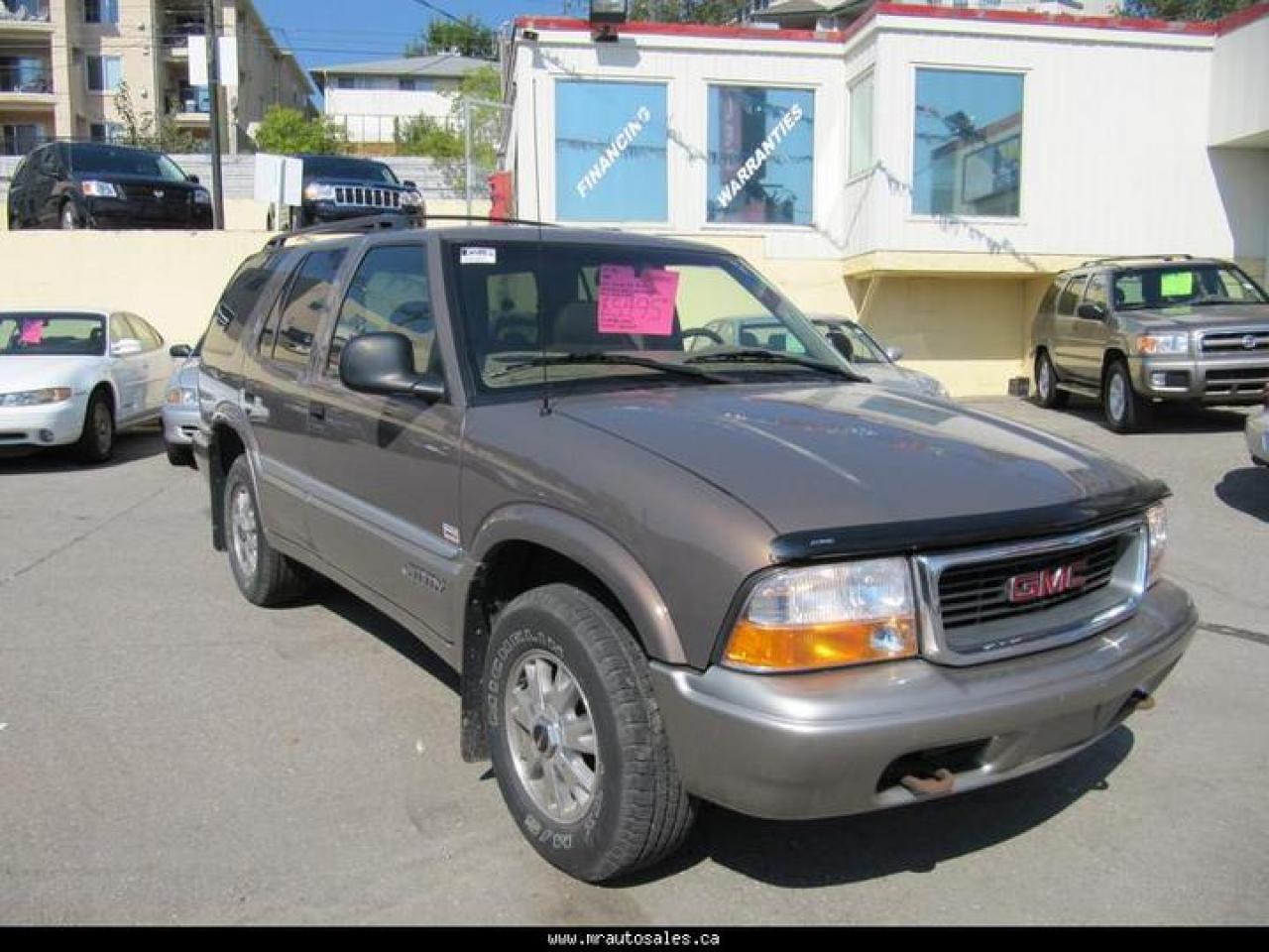 Used 1998 GMC Jimmy SLT for sale in Calgary, AB