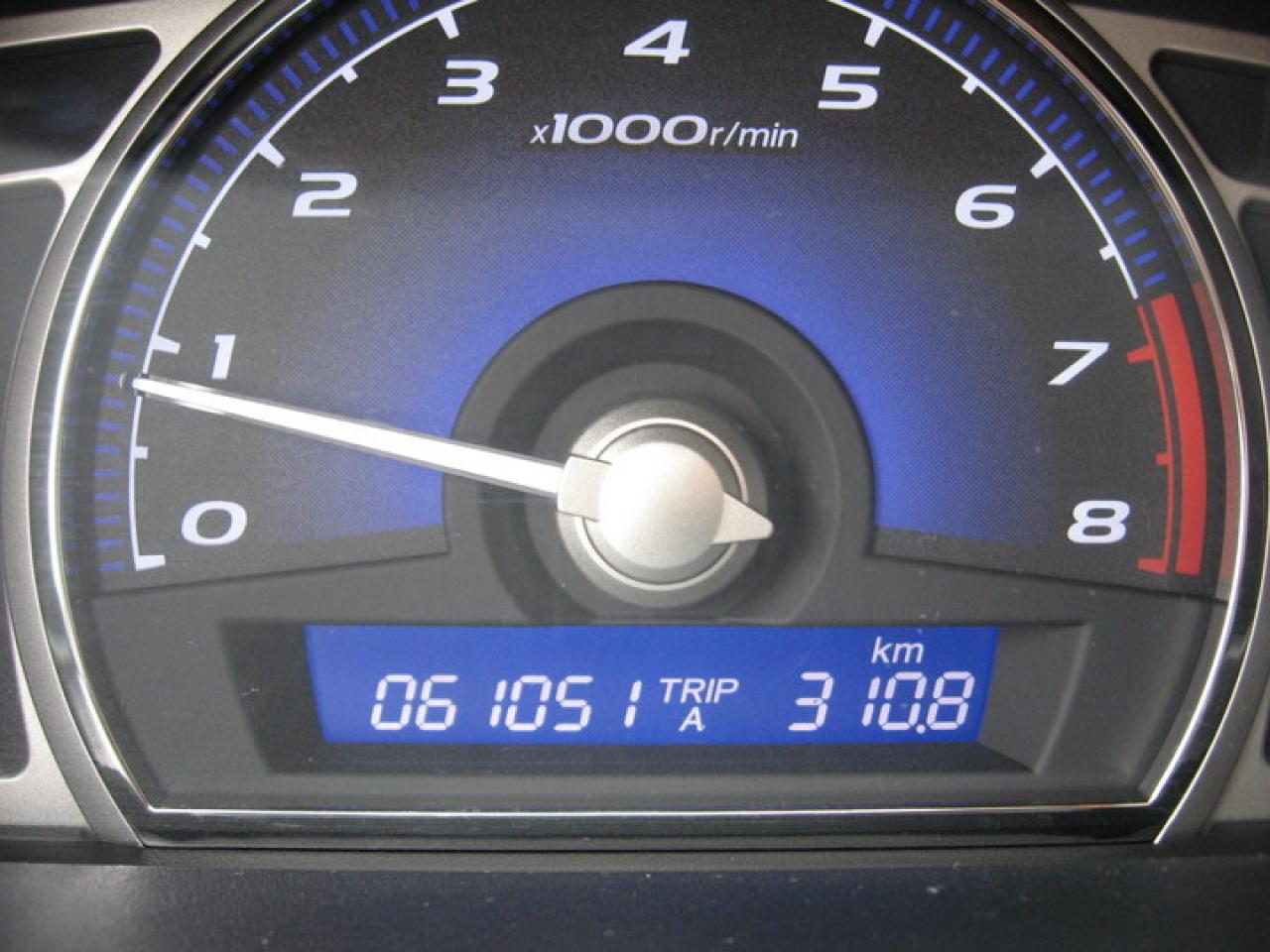 617930