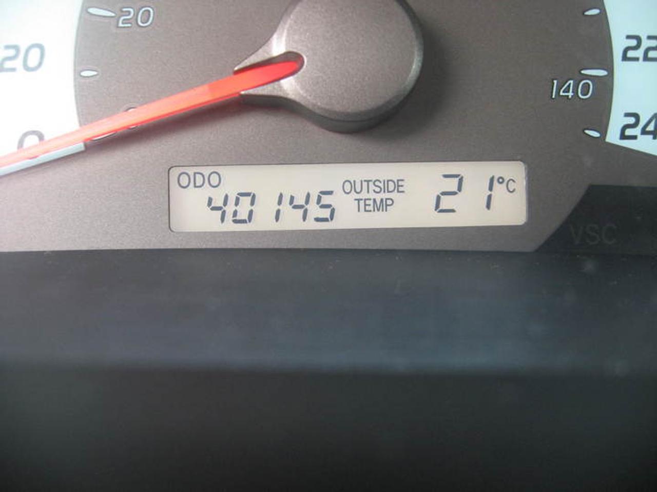 617941.10564694