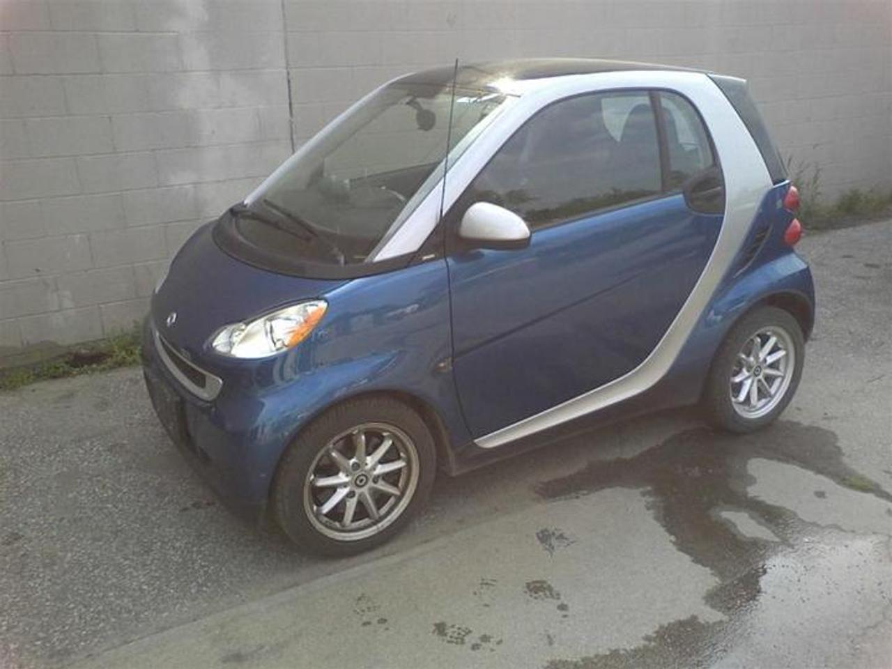 Used 2009 Mercedes-Benz Unlisted Item  for sale in Sarnia, ON
