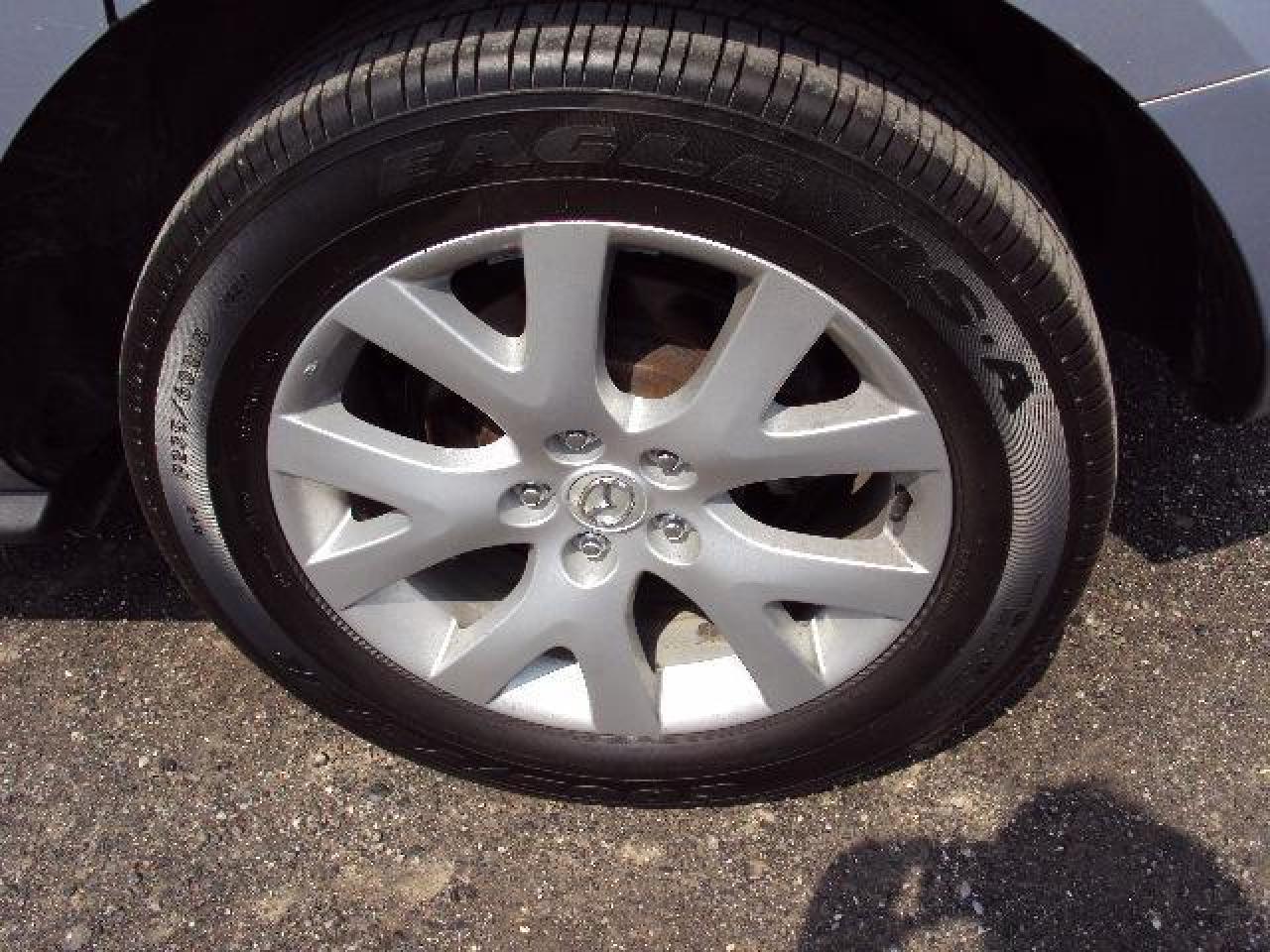 618125