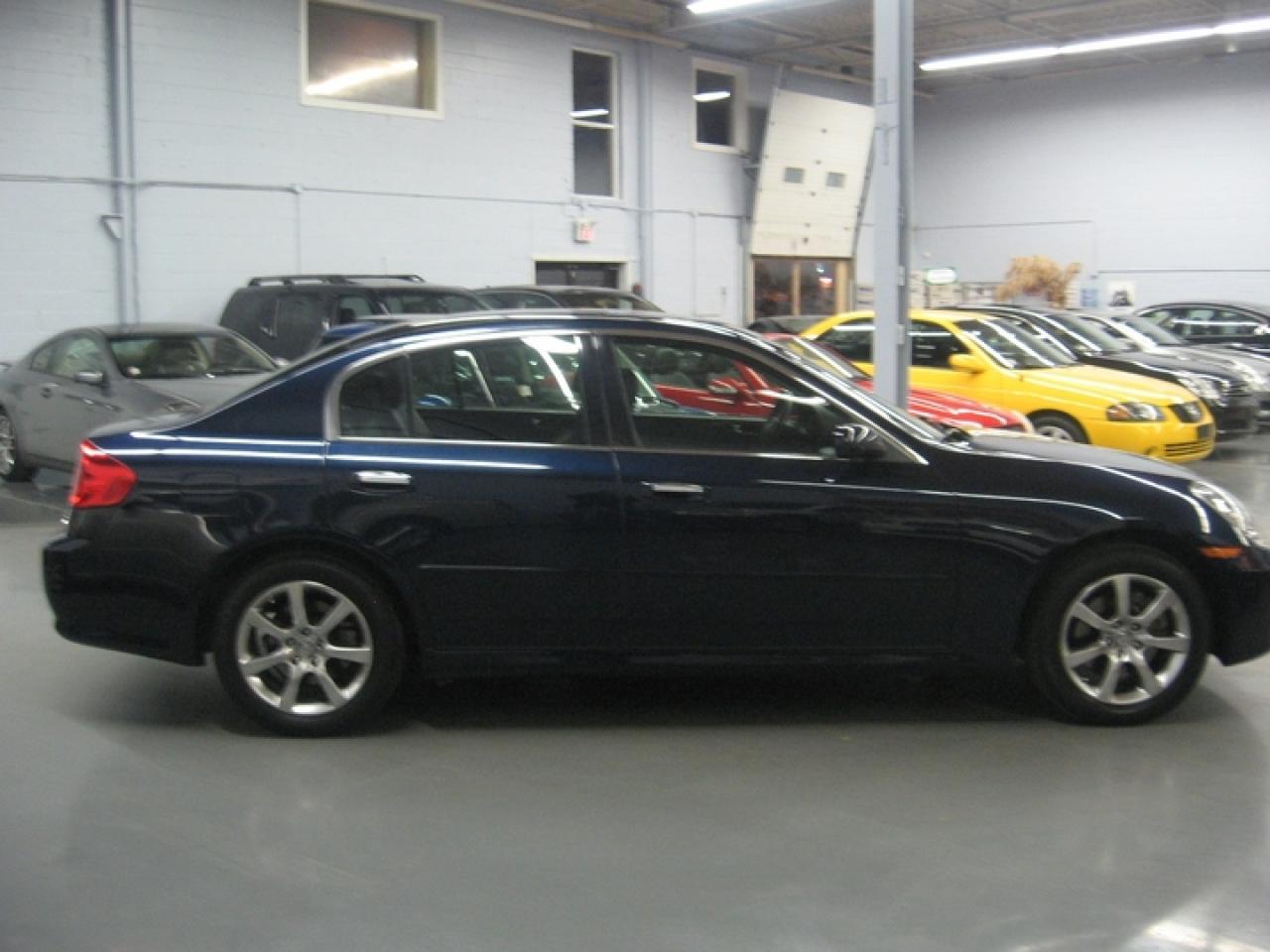 618175