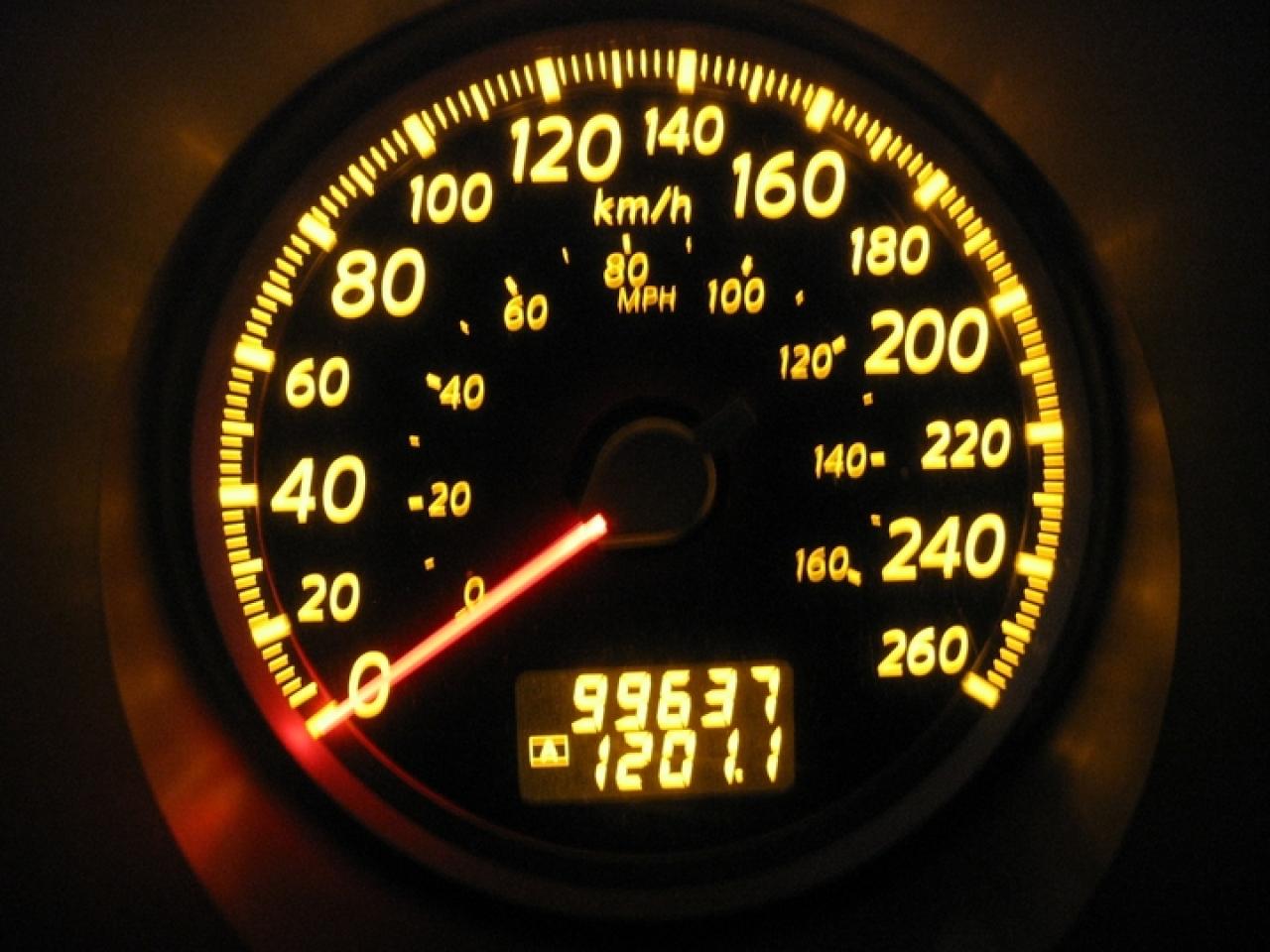 618184