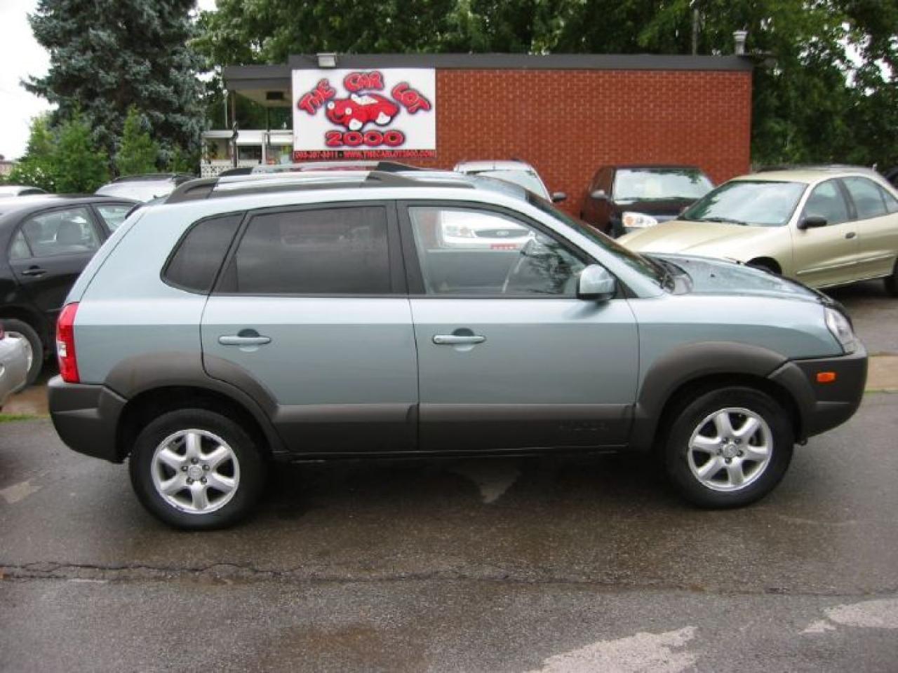 Used 2005 Hyundai Tucson GL for sale in Niagara Falls, ON