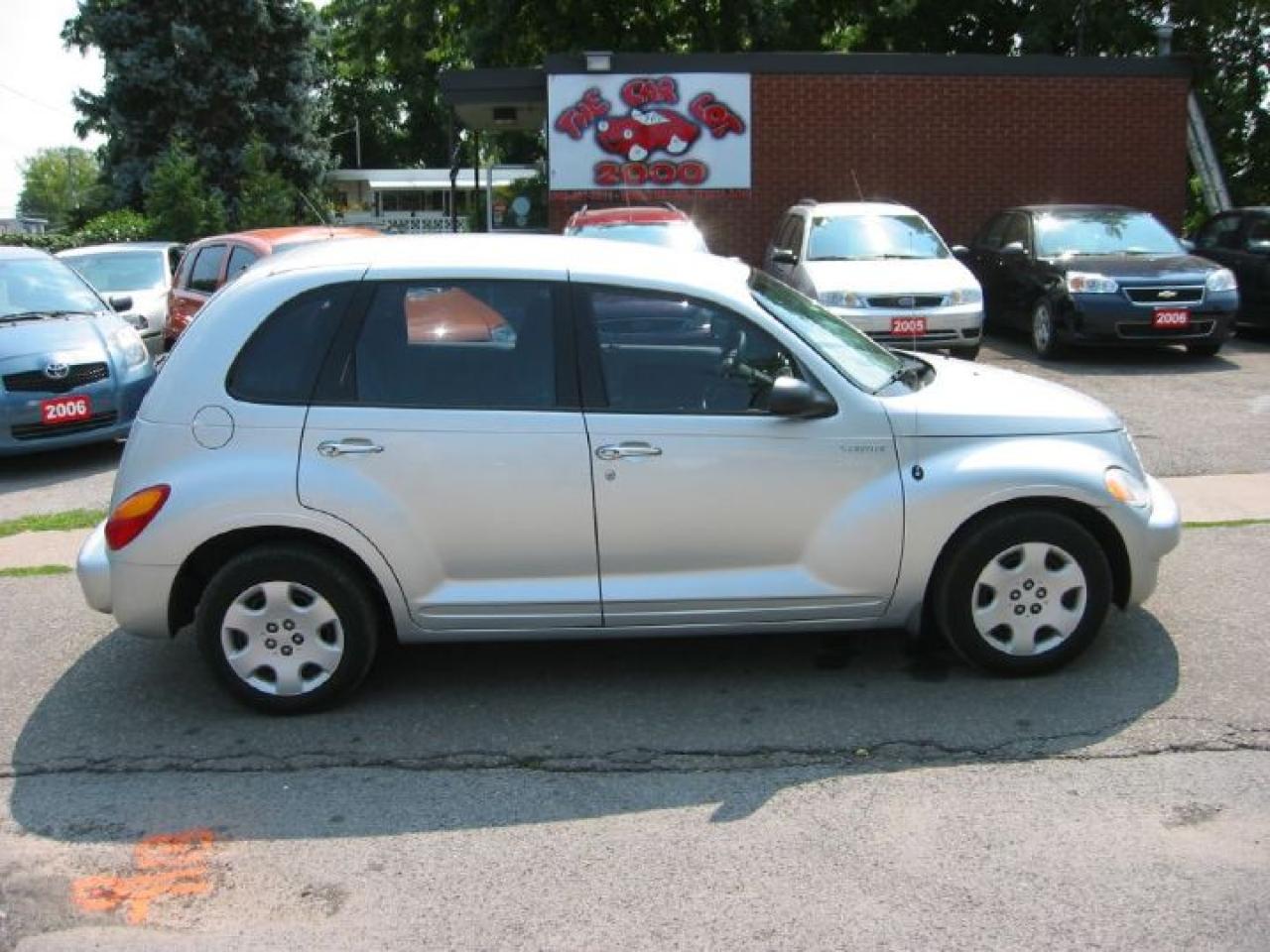 Used 2005 Chrysler PT Cruiser  for sale in Niagara Falls, ON