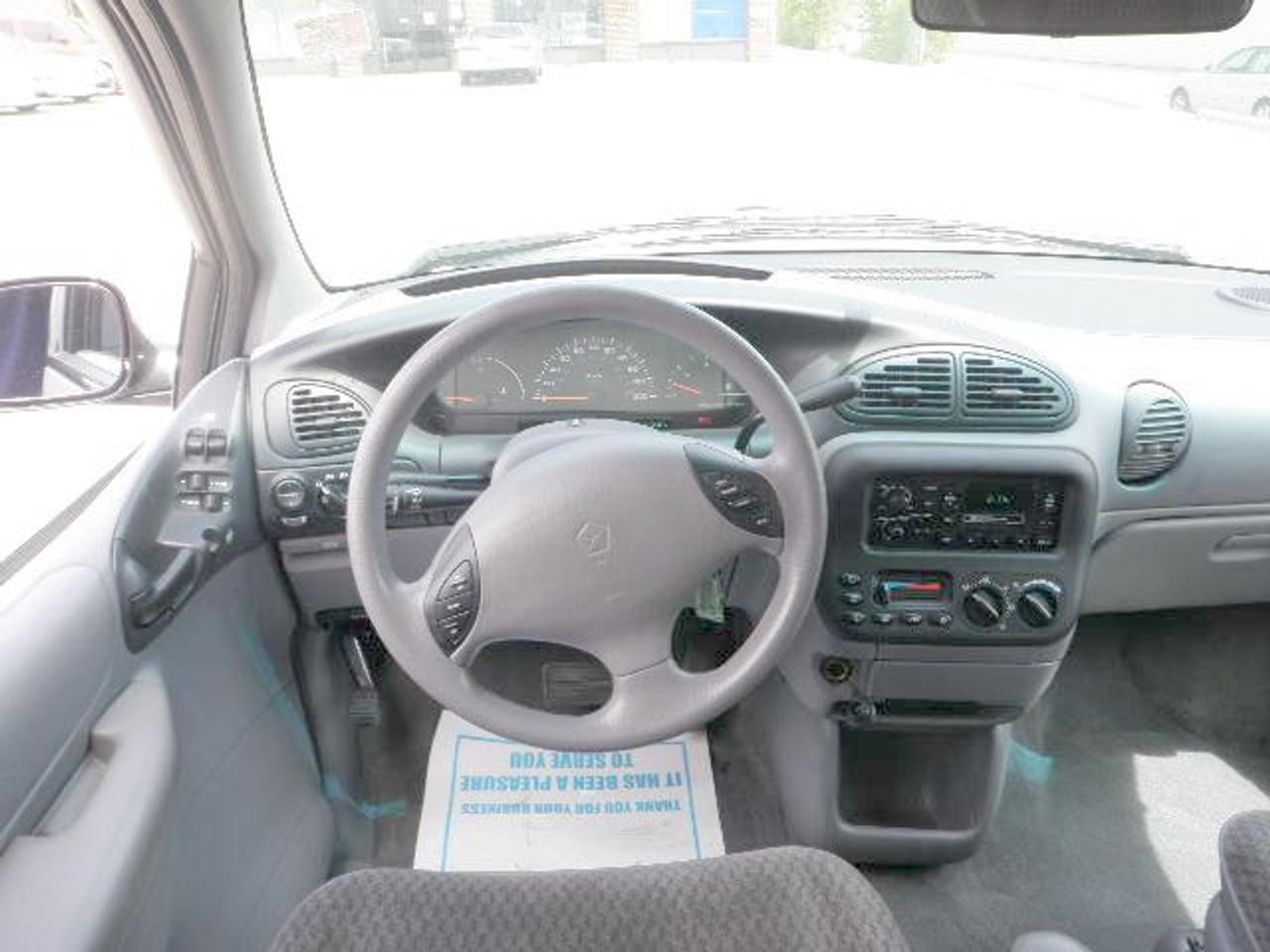 Excellant condition very well maintained, Has only one rust spot on hood , otherwise van is very clean and is very well shape, runs great... it has power windows, power locks, power mirrors, power quater glass, keyless entery, a/c, f-m/am, cassette, cruise control, tilt steering, roof rack and much much more..... CERTIFIED AND E-TESTED. 
For further details Please contact Abbas at cell: 416 998 1350 or at office 416 642 2838. 1271 kennedy road, scarborough, ONT.for more pics/cars visit http://canpakautos.ca  ,  fayyaz_ul_haq@hotmail.com 
*certification and e-test is included in the price. Tax is not included in the price.