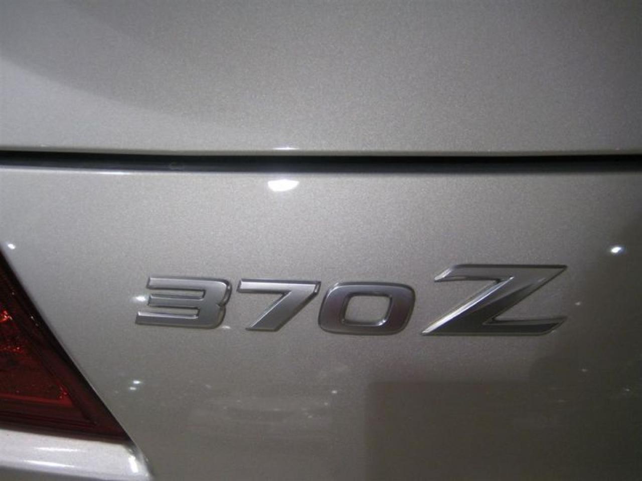 618374