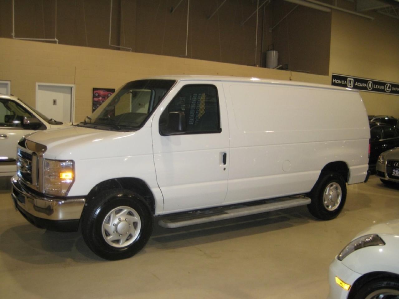 Used 2009 Ford E-250  for sale in Vaughan, ON