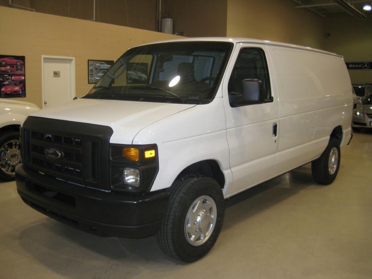 618380
