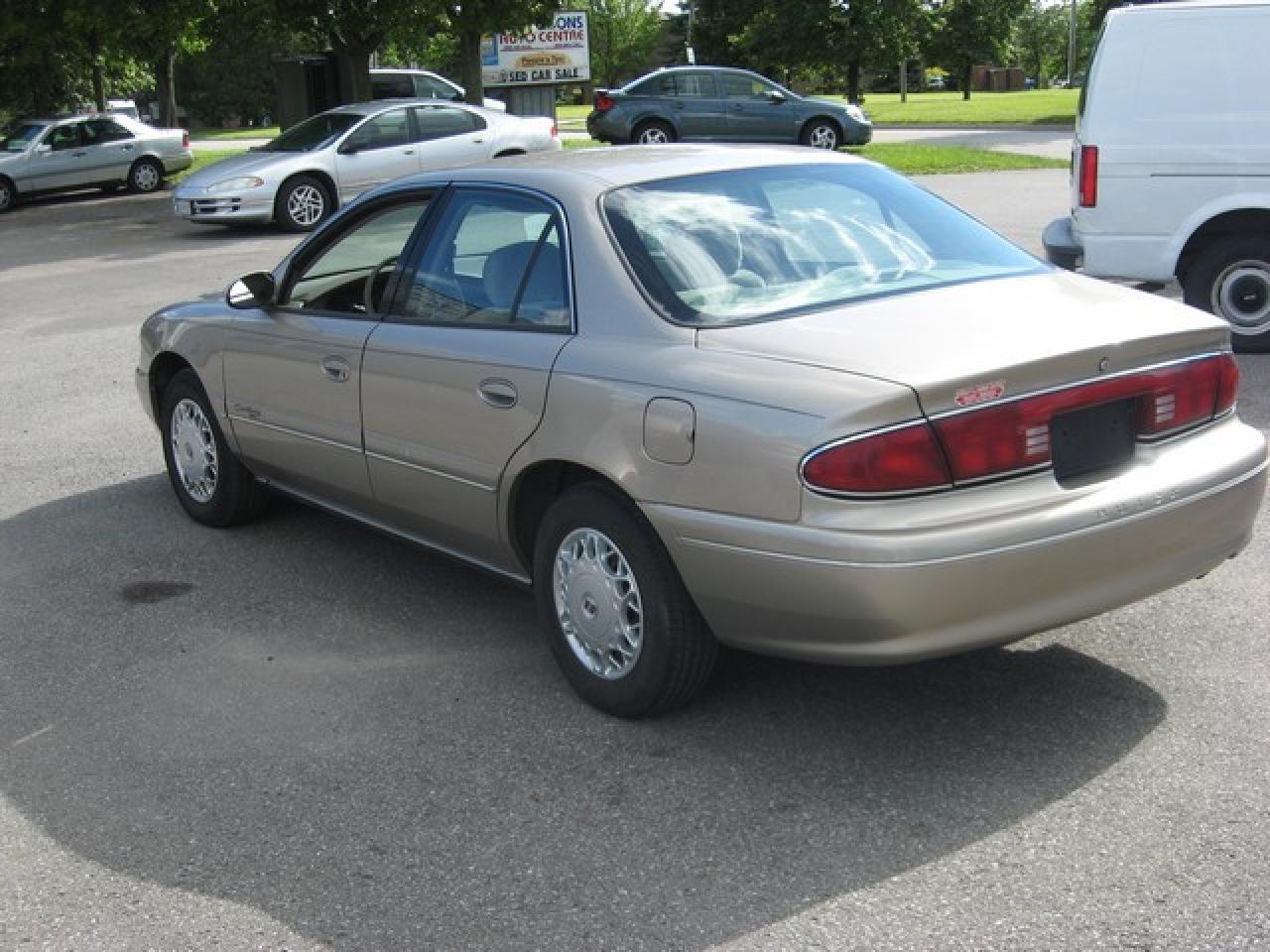 618472