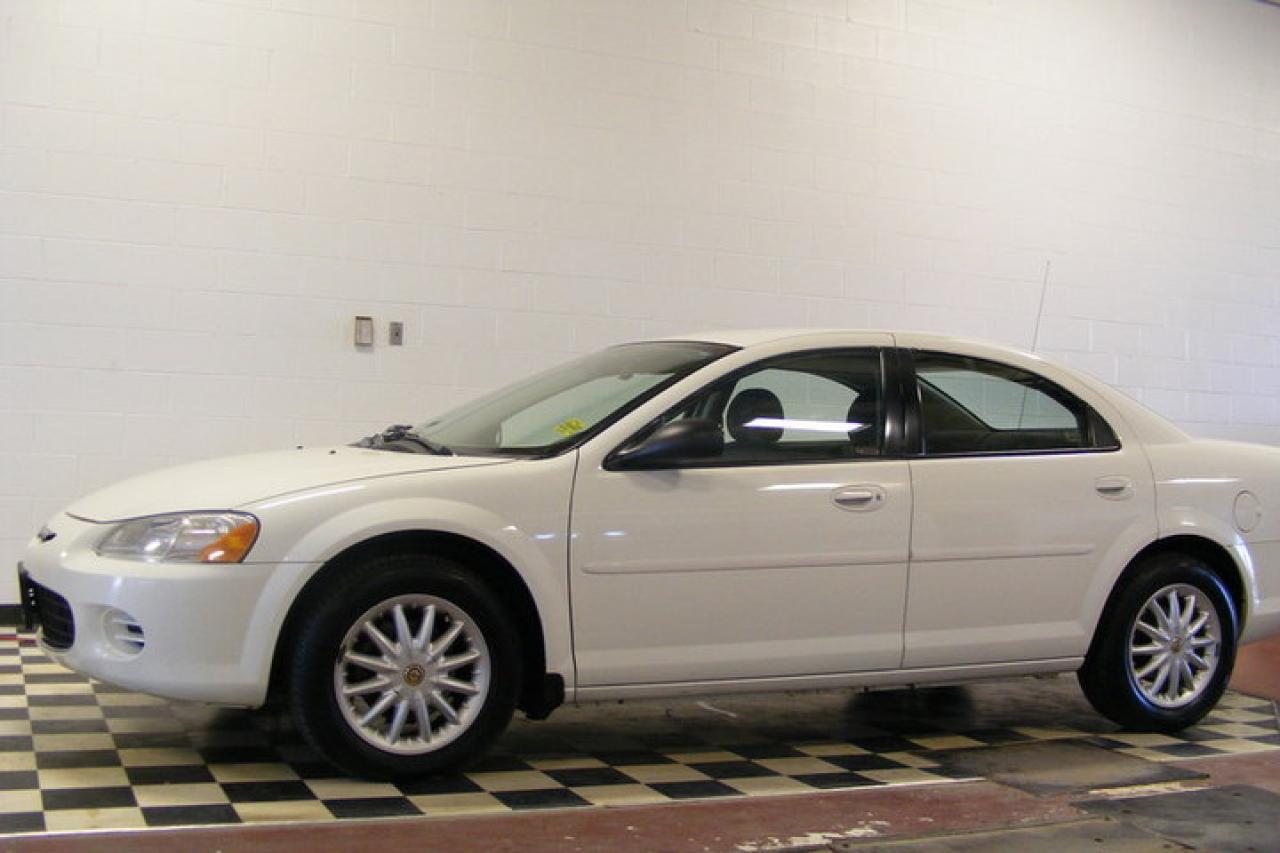 Used 2002 Chrysler Sebring LX for sale in North Battleford, SK