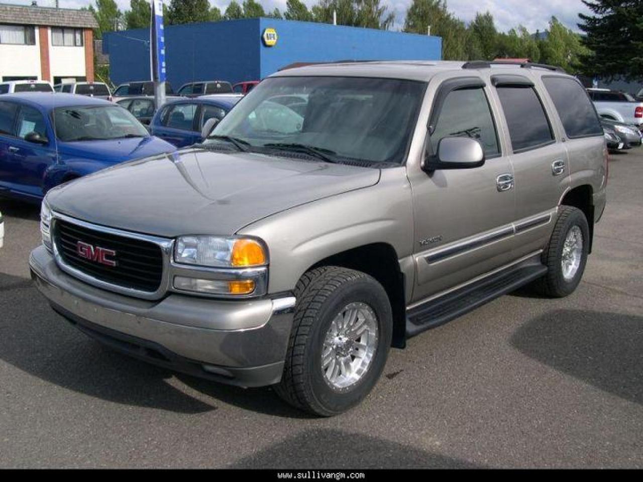 Used 2003 GMC Yukon  for sale in Houston, BC