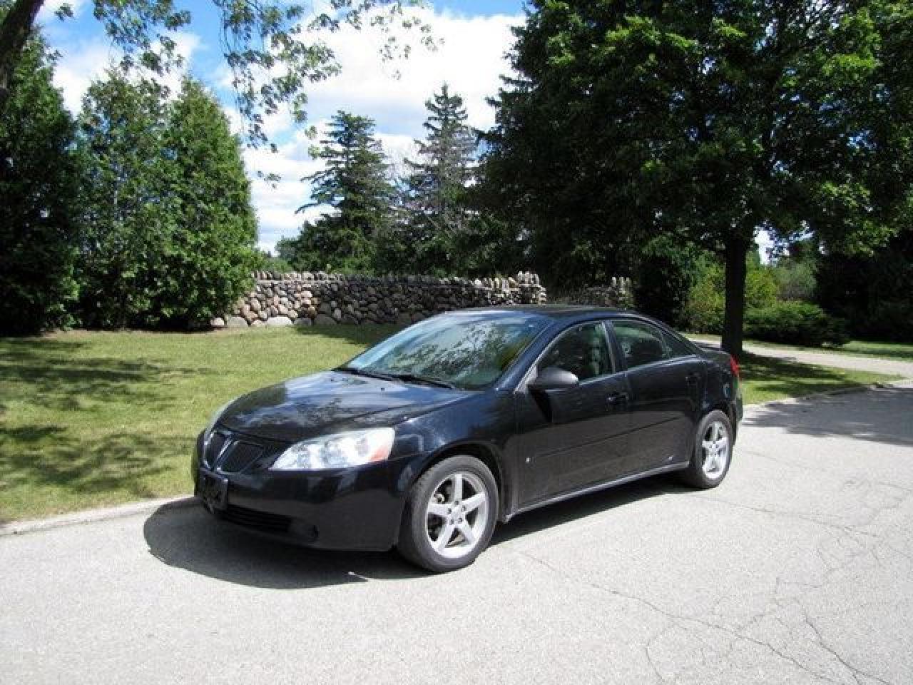 Used 2006 Pontiac G6 Brad GT SUNROOF!! SPOILER!! GM LEASE RETURN!! Sedan for sale in Guelph, ON