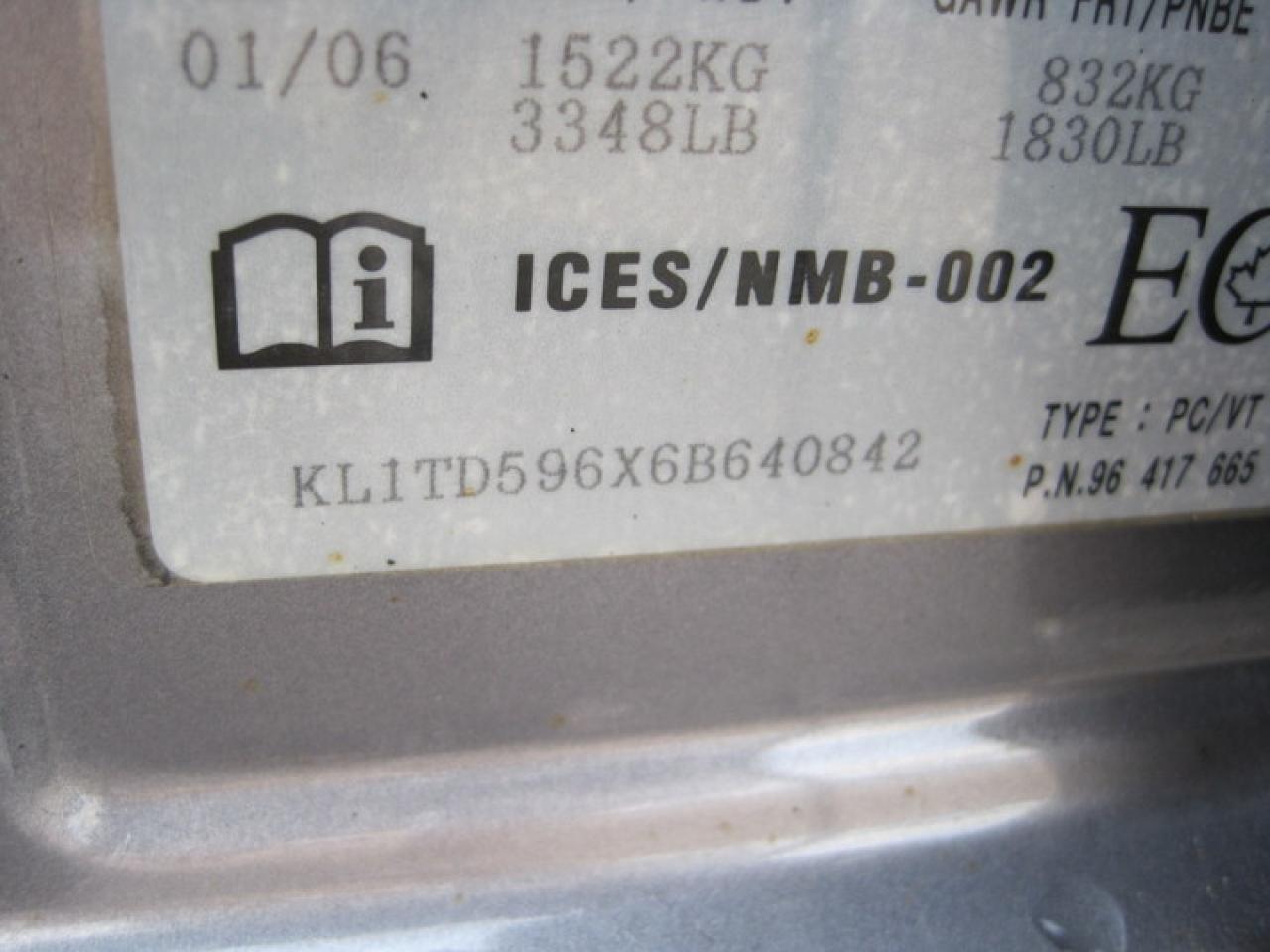 618855