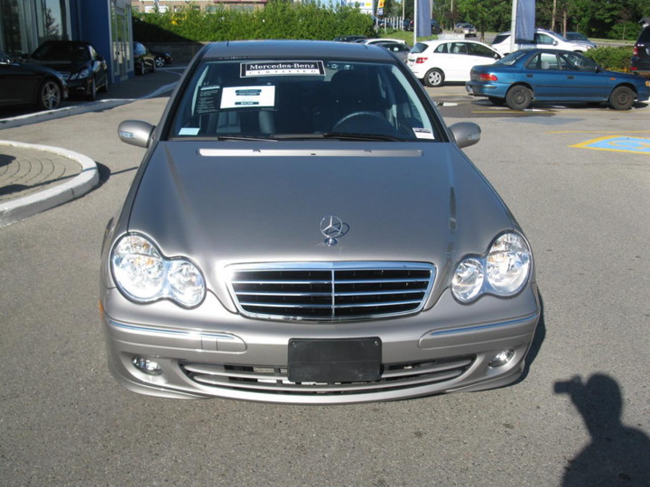 618864
