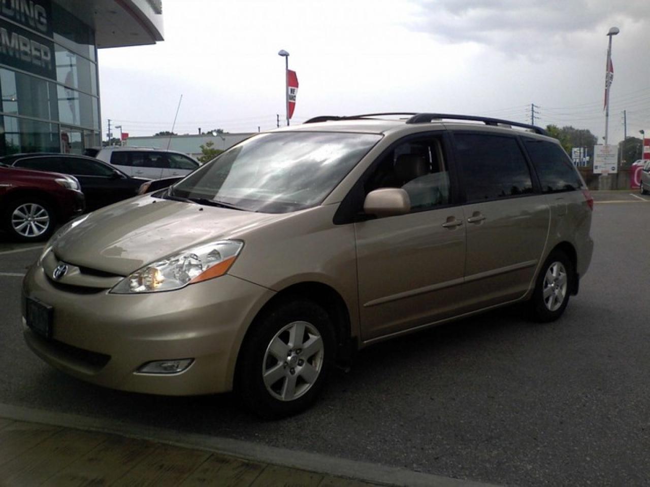 Used 2006 Toyota Sienna  for sale in Markham, ON