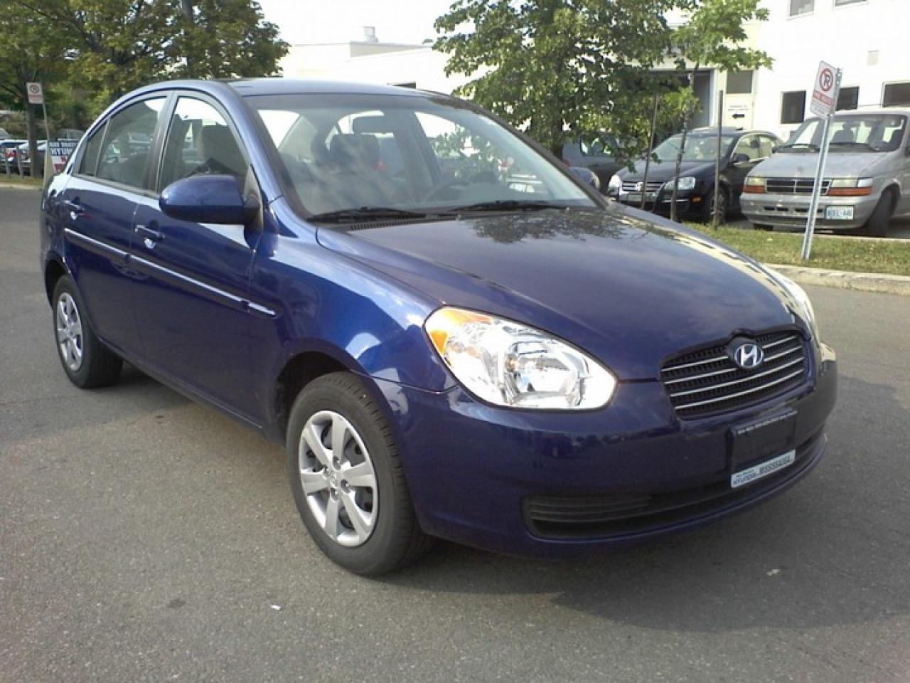 Used 2009 Hyundai Accent  for sale in Mississauga, ON