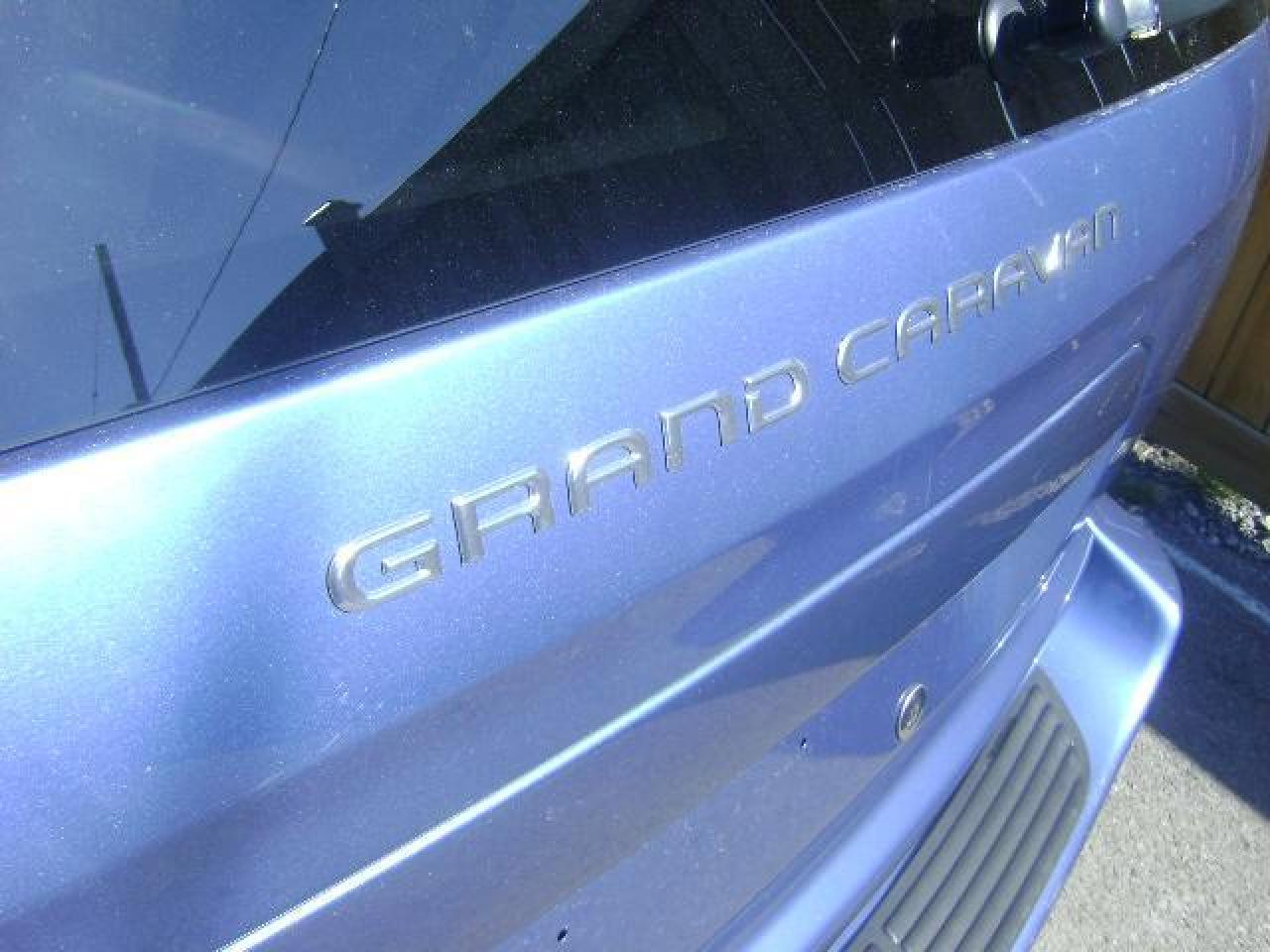618981