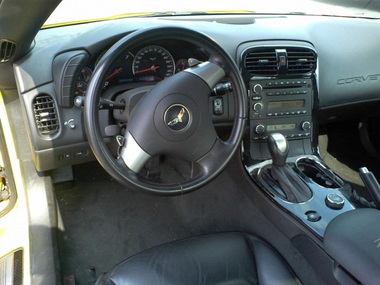 619005
