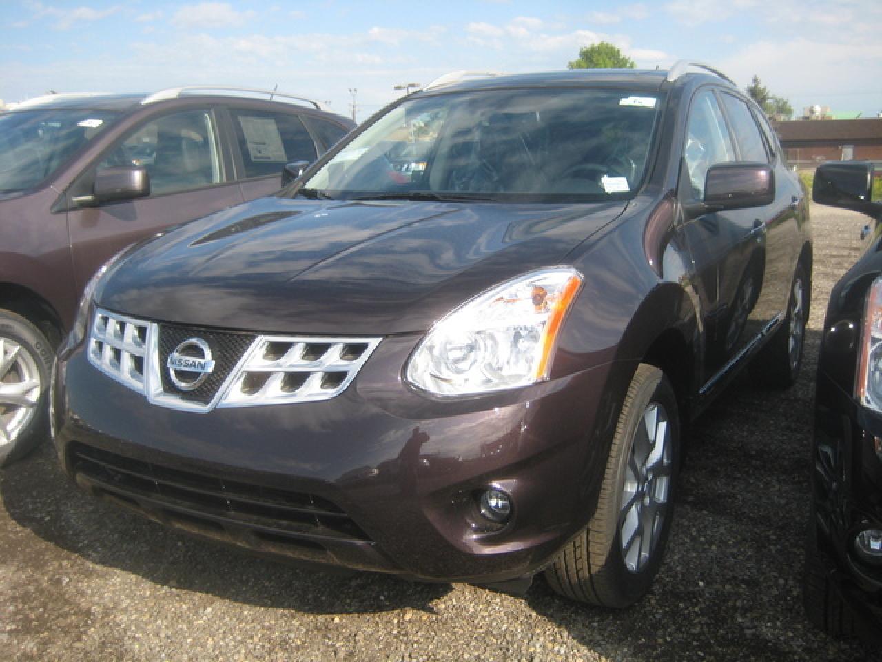 New 2011 Nissan Rogue SL for sale in Calgary, AB