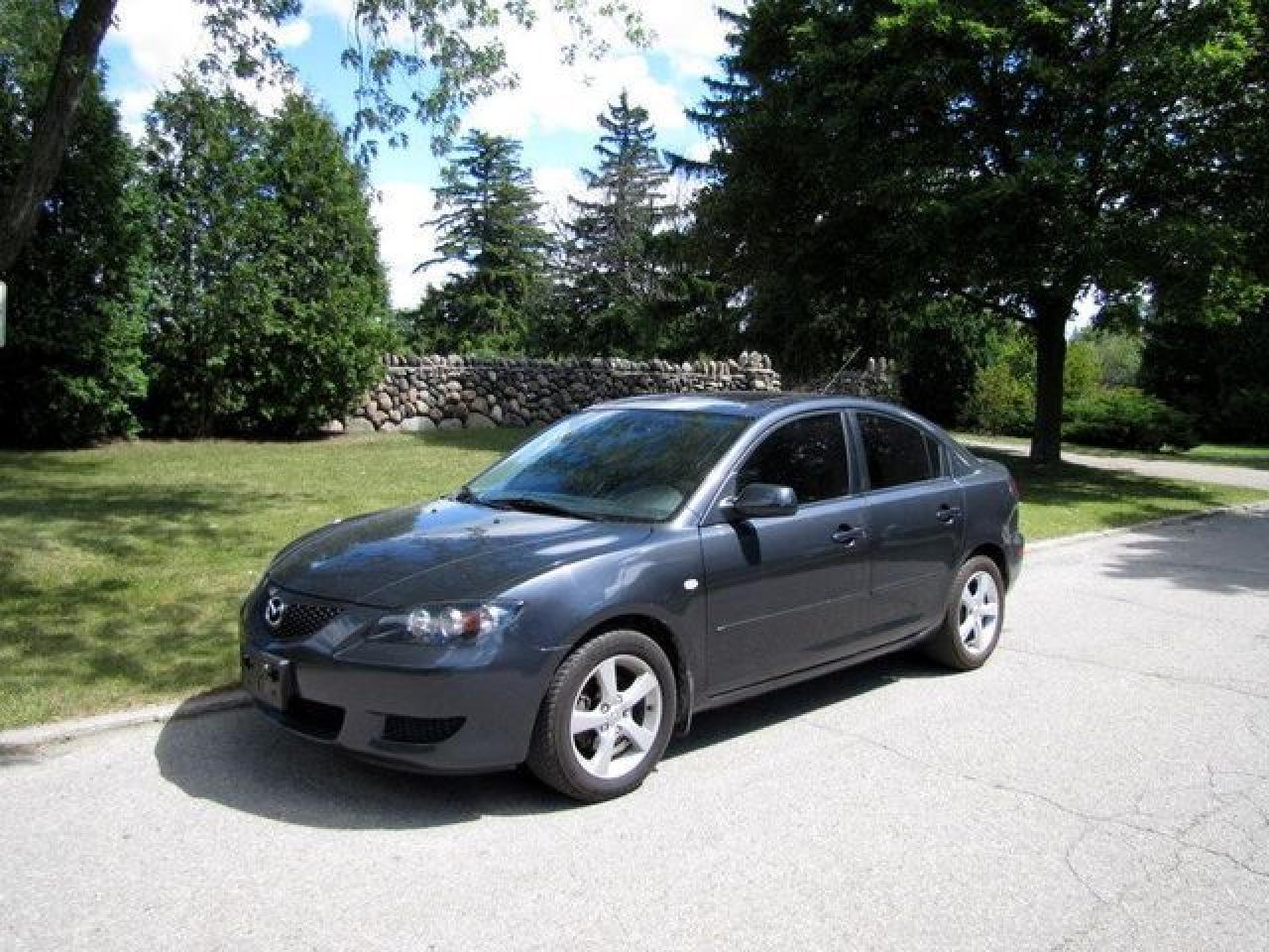 Used 2006 Mazda Mazda3 GS SUNROOF!! ALLOYS!! LOADED!! MAZDA LEASE RETURN!! Sedan for sale in Guelph, ON