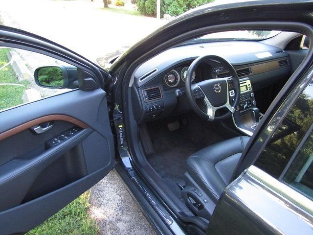 619110