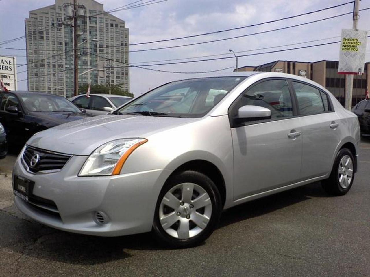 AWESOME DEAL FOR THIS 2010 SENTRA 2.0 CVT WITH ONLY 29,790KMS, PREVIOUS RENTAL UNIT AND READY TO GO!