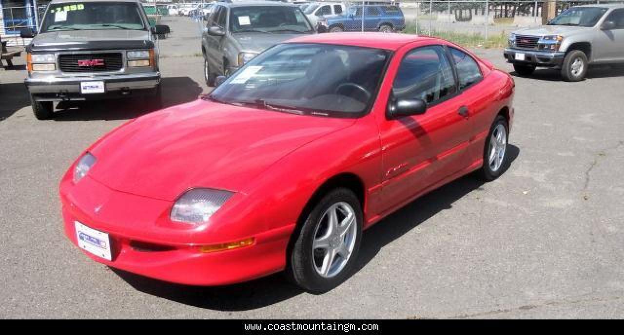 Used 1997 Pontiac Sunfire SE for sale in Smithers, BC