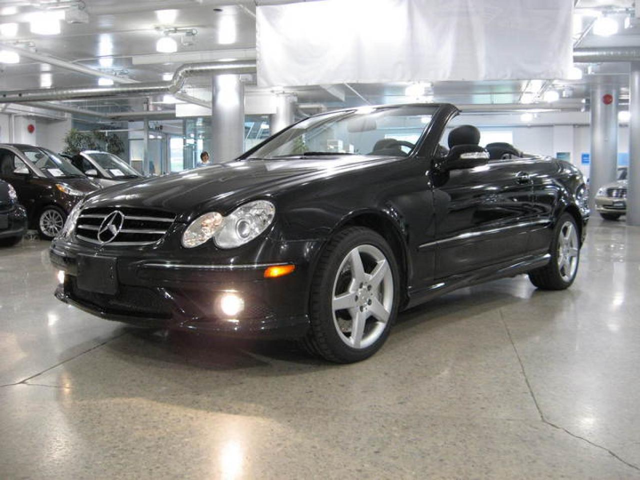 Used 2007 Mercedes-Benz CLK550  for sale in Maple, ON