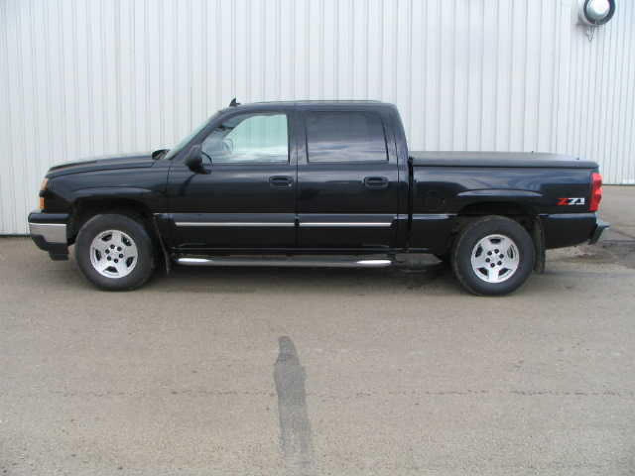 Used 2007 Chevrolet Silverado K1500 Crew LTZ for sale in Vermilion, AB