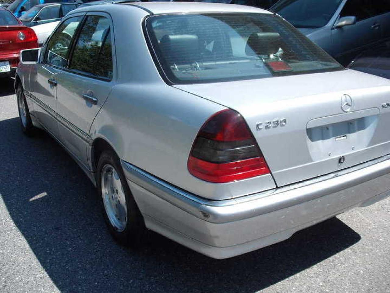 619363
