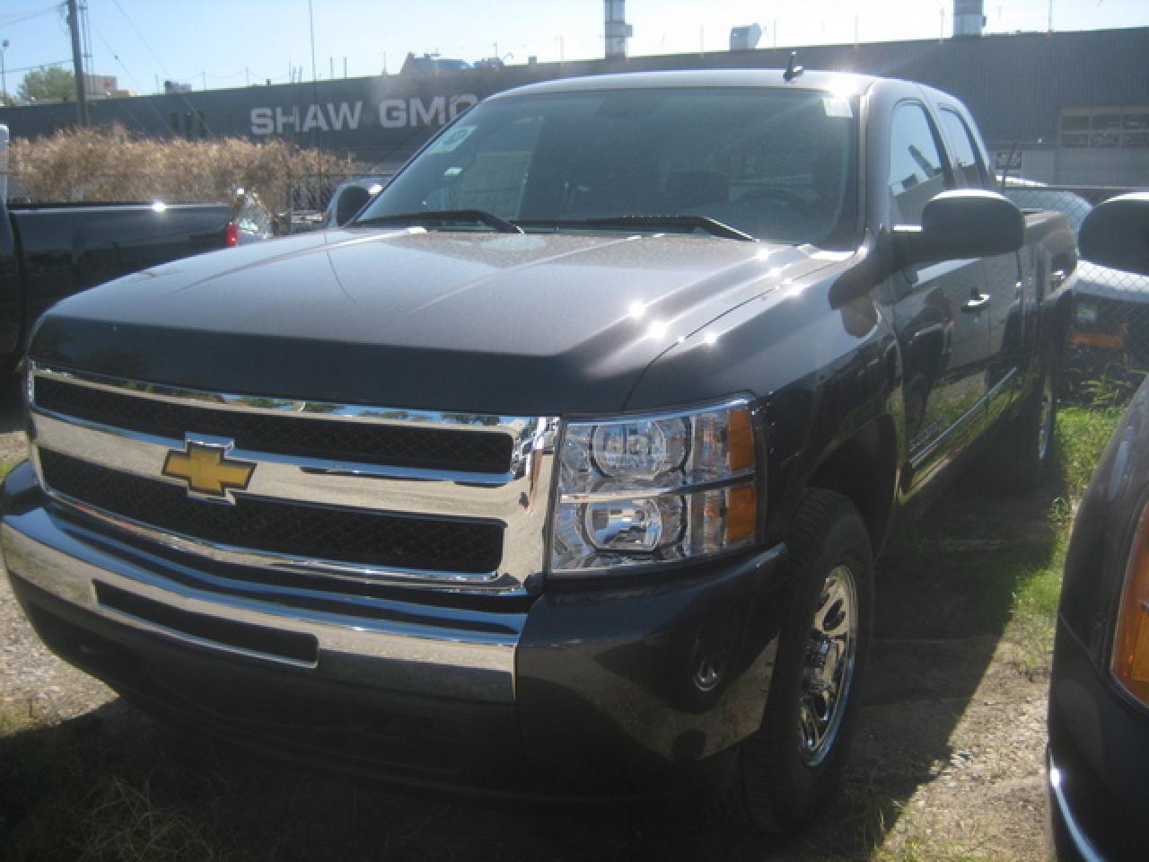 New 2011 Chevrolet Silverado K1500 EXT LS for sale in Calgary, AB