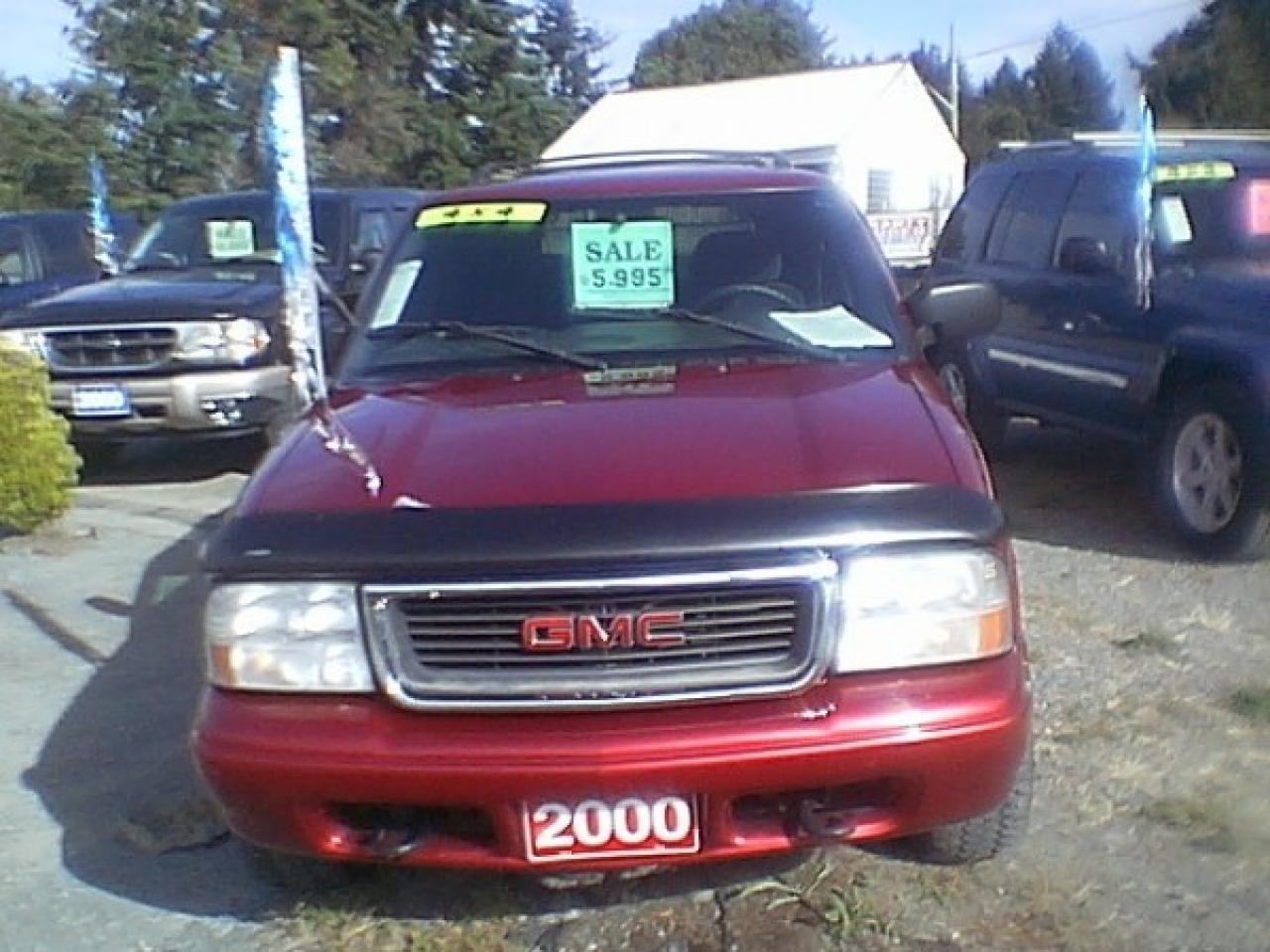 Used 2000 GMC Jimmy  for sale in Parksville, BC