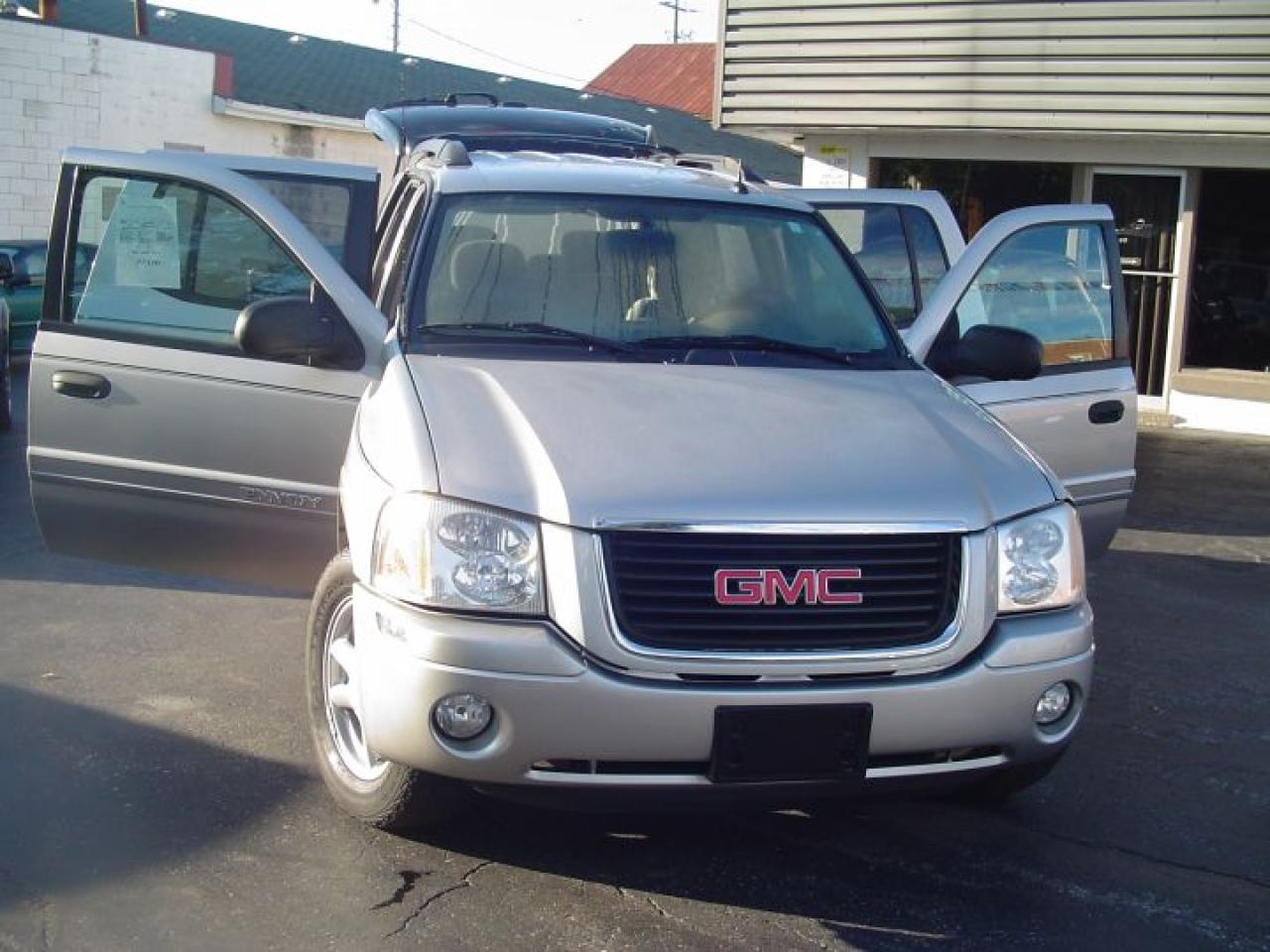 Used 2005 GMC Envoy SLE for sale in Dunnville, ON